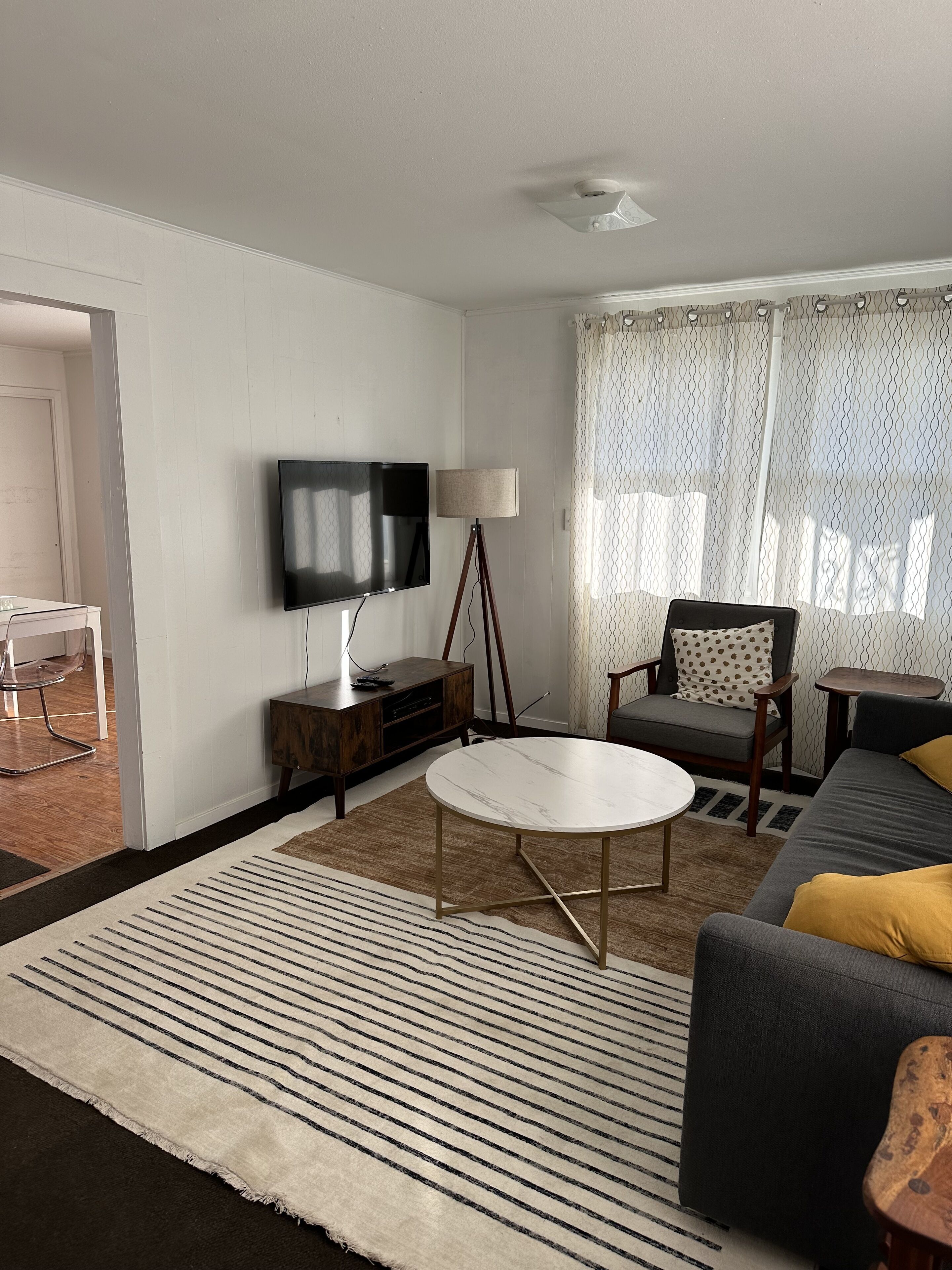 Comfort-Haus | Wohnbereich | Flachbildfernseher