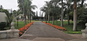 Street view - Eral Apartments Parque 2 (Lima)