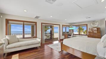 5 bedrooms, iron/ironing board, internet, bed sheets