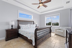 5 bedrooms, Internet, bed sheets