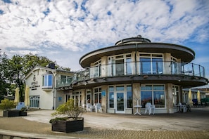 Exterior - Hotel Apollo (Darlowo)