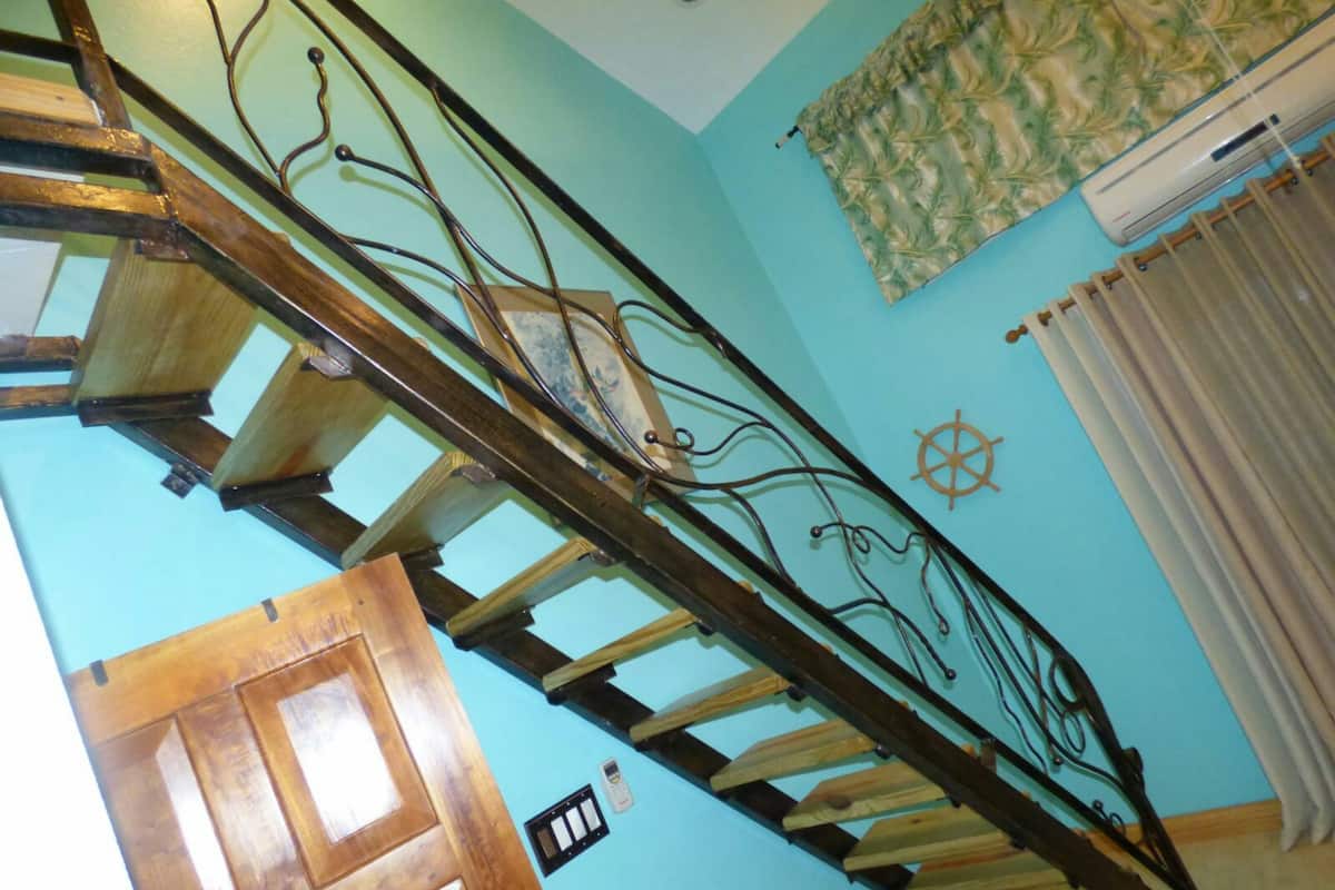 Luxury Apartment, 1 Bedroom, Ocean View, Beachfront | 1 bedroom, premium bedding, in-room safe, desk