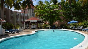 Outdoor pool - Fisherman's Point Holiday (Ocho Rios)