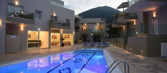 Blue Horizon Apartments