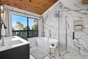 Ferienhaus (3 Bedrooms) | Komfortbadewanne