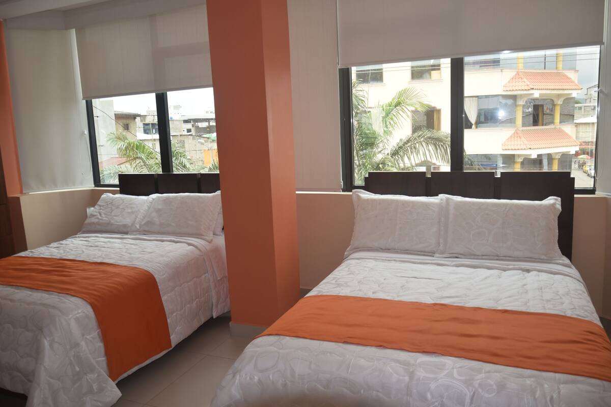 1 bedroom, premium bedding, minibar, in-room safe