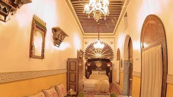Suite Alibaba, cuádruple planta alta | 1 bedroom, premium bedding, in-room safe, desk