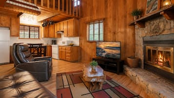 Smart TV, fireplace, Netflix, DVD player
