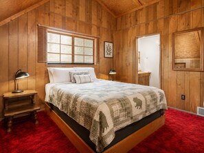 Room - Canyon Cabin - North Shore, Fireplace, Deck, Barbecue (Fawnskin)
