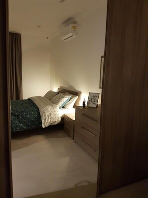 2 chambres, fer et planche à repasser, Wi-Fi, literie fournie