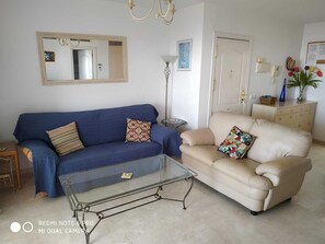 TV -  Attractive Penthouse Apartment with the most fabulous uninterupted views. (Mijas)