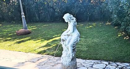 VILLA ROSYIANO-with garden and private swimming pool Catania Etna Taormina