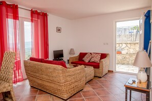 TV, DVD player, books