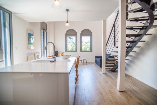 Le Moulleau, Luxurious large duplex apartment close to the beach