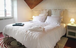 3 chambres, lit parapluie, Wi-Fi gratuit, draps fournis