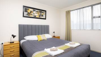 Blackout curtains, free WiFi, bed sheets