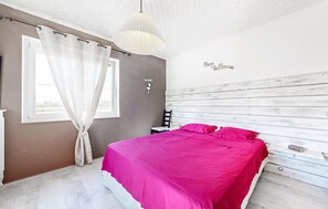 5 chambres, lit de bébé portatif, accès au Wi-Fi (inclus)