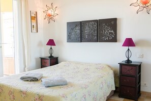 2 Schlafzimmer, Bügeleisen/Bügelbrett, Reisekinderbett, WLAN