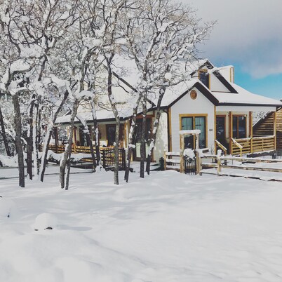 Charming Mountain Cottage.