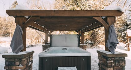 Large Tremblant Ski and Golf Chalet