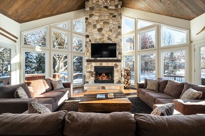 Large Tremblant Ski and Golf Chalet