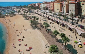 Strand