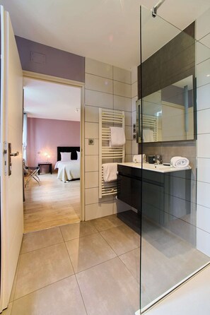 8 bedrooms, iron/ironing board, travel cot, WiFi