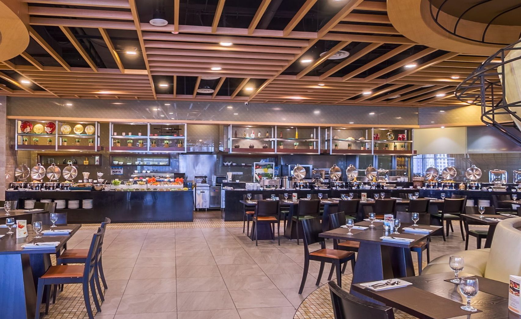 Daily continental breakfast (MYR 29 per person)