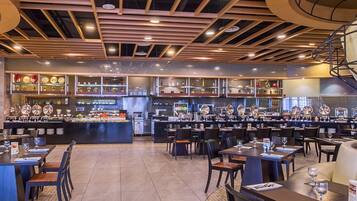 Daily continental breakfast (MYR 29 per person)