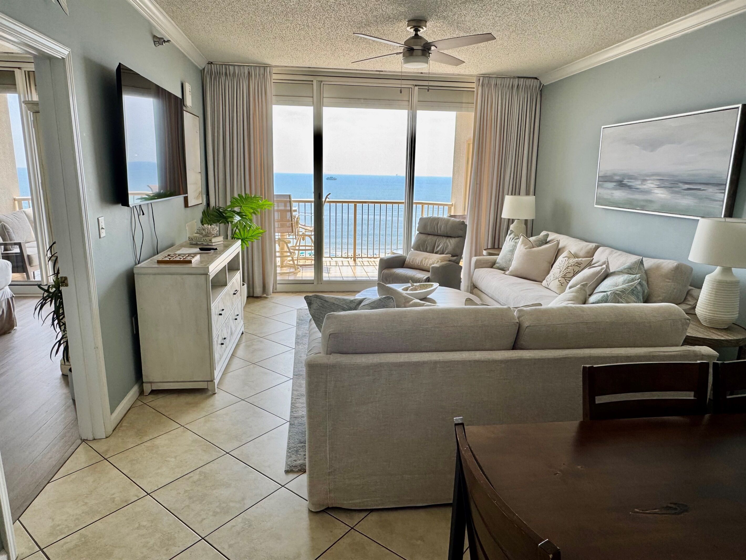 Smart TV, DVD player, foosball, table tennis