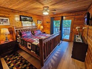 9 makuuhuonetta, työpöytä, silitysrauta/-lauta, ilmainen Wi-Fi