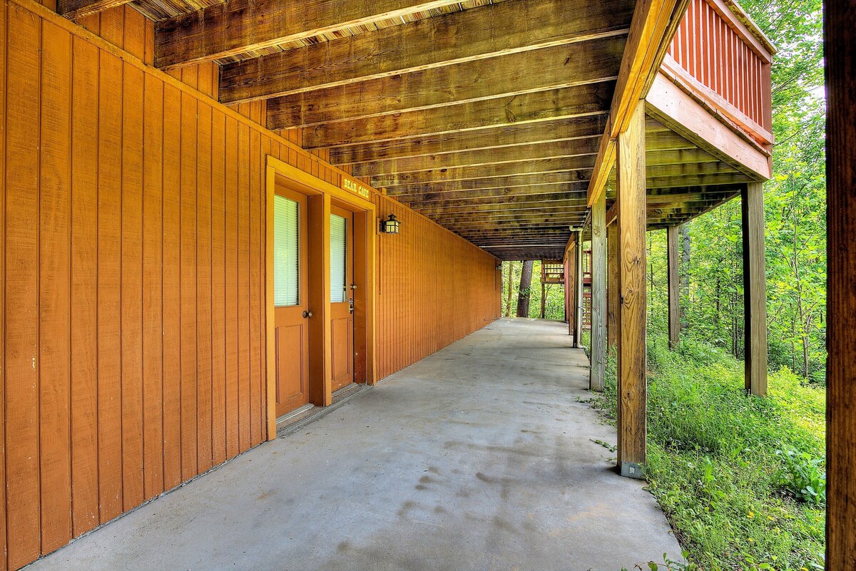 Photo 89 of A+VIEWS Lrg Families&Grps Theater HotTub Arcade Pool Foosball min to Natl park