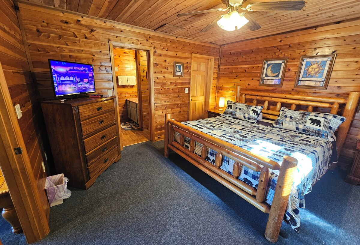 Photo 65 of A+VIEWS Lrg Families&Grps Theater HotTub Arcade Pool Foosball min to Natl park
