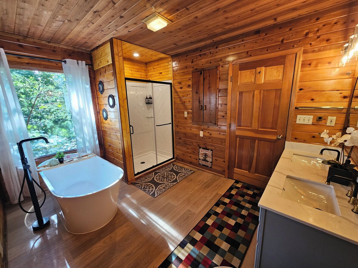 Photo 55 of A+VIEWS Lrg Families&Grps Theater HotTub Arcade Pool Foosball min to Natl park