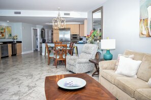 Smart TV, DVD player, stereo - Caribe D903 Luxury Condo- Amazing Views, Lazy River, Pools & Beach Access (Orange Beach)