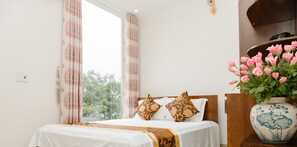 In-room safe, desk, free WiFi - Hoang Ngan Hotel (Hai Phong)