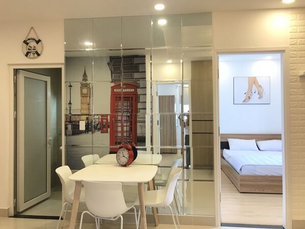 Appartement, 3 slaapkamers | Een bureau, een strijkplank/strijkijzer, gratis wifi, beddengoed