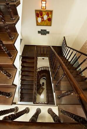 Staircase - Three Palms Homestay (Da Nang)