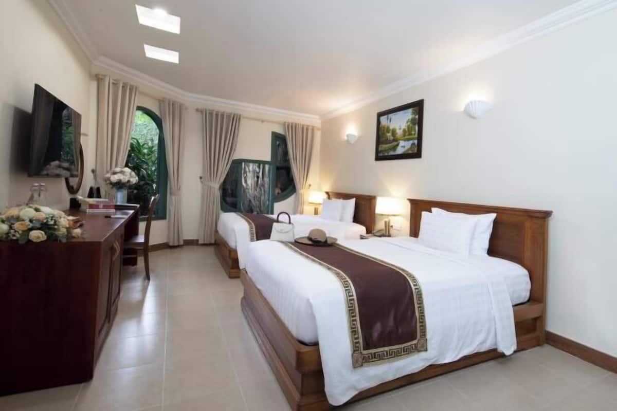 1 bedroom, minibar, in-room safe, individually decorated