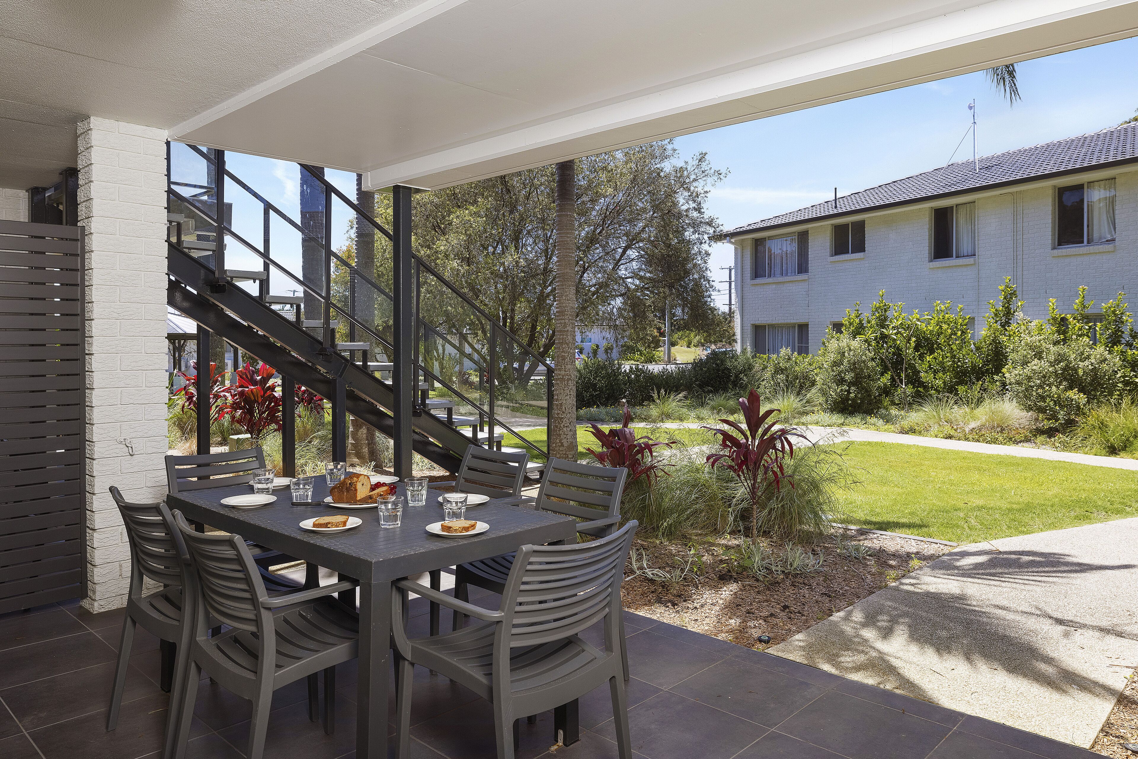 2 Bedroom Unit | Terrace/patio