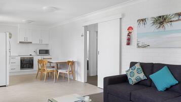 2 Bedroom Unit | 2 bedrooms, in-room safe, iron/ironing board, free WiFi