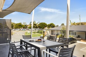 Villa, 2 camere da letto, lato spiaggia | Terrazza/patio