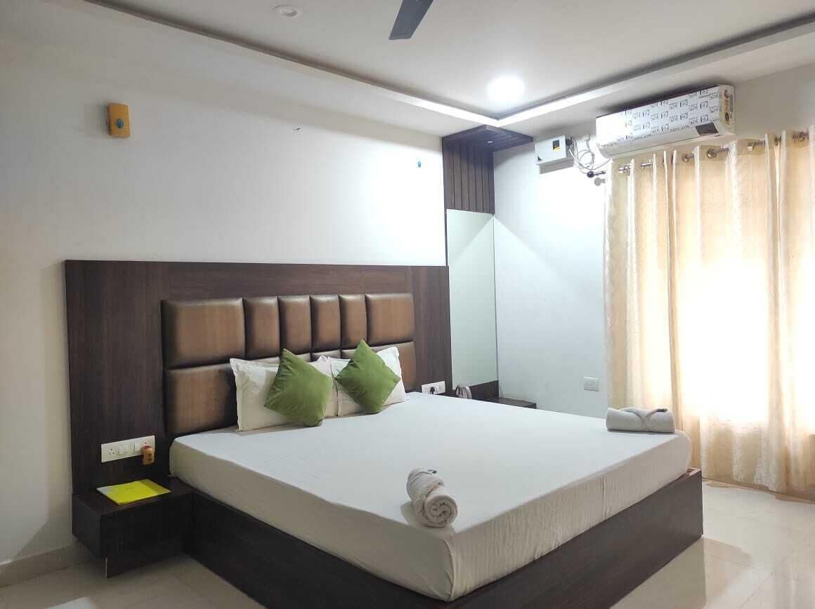 Executive Room | Desk, soundproofing, free WiFi, bed sheets