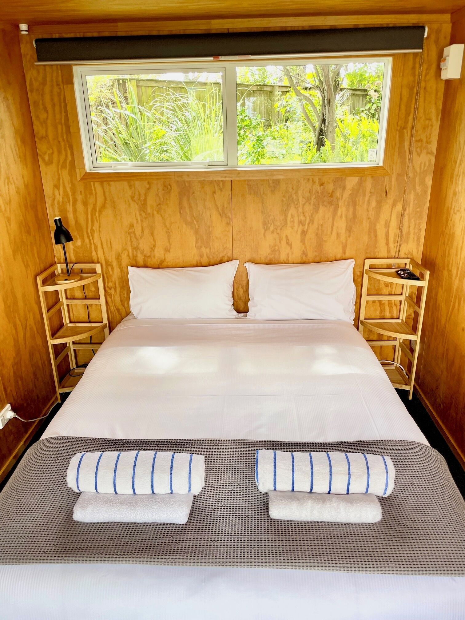 Deluxe-Ferienhütte, 1 Queen-Bett | WLAN, Bettwäsche