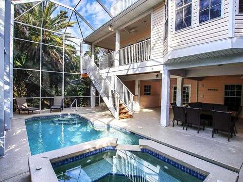 Captiva Breeze Pool Home near beach