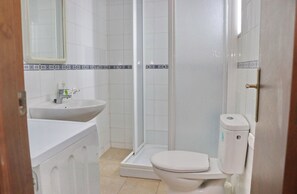 Unclassified image, 5 of 16, button