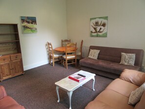 City Apartment, 1 Bedroom | Living room | Flat-screen TV - No 6 (Liverpool)