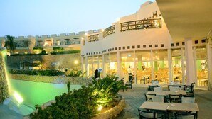 Unclassified image, 3 of 9, button - Concorde El Salam Sharm El Shiekh Sport Hotel (Sharm El Sheikh)