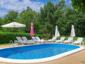 Pool - Wonderful private villa for 2 people with pool, WIFI, A/C, TV and terrace (Pazin)