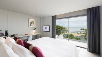 Deluxe Seascape ( 24 Hours Use of Room ) | View from room